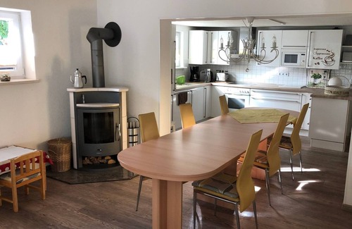 Hoyerswerda Apartment | Charming Family Retreat in Hoyerswerda, Germany