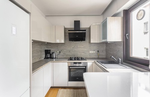 Osmanbey Apartment | Charming Flat with Central Location in Nisantasi