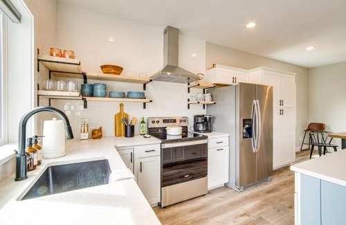 Florence House | Charming Florence Home with Fire Pit and River Views!
