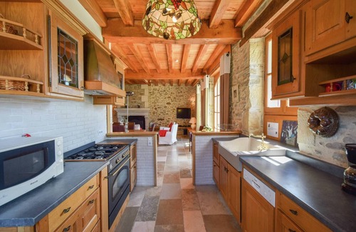 Saint-Medard-d'Excideuil Villa | Charming House in Périgord with Private Pool