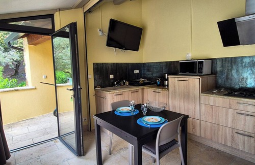 Puymeras Condo | Charming gite at the foot of Mont Ventoux