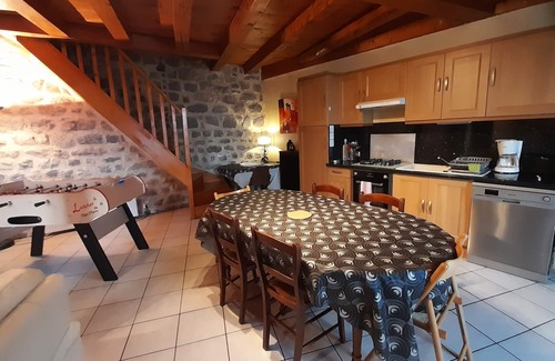 Rochepaule House | Charming gîte for 7 people, near lake and river