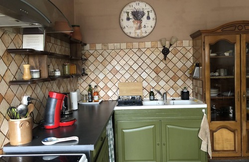Le Martinet Apartment | Charming gîte overlooking the Cévennes and 3000m2 grounds