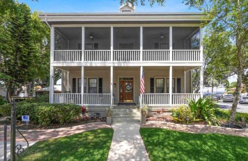 Green Cove Springs House | Charming Green Cove Historic Home 1st Floor Stay