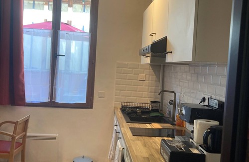 20th Arrondissement Apartment | Charming ground floor studio on quiet courtyard.