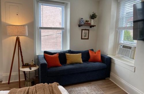 Manayunk Apartment | Charming Hillside Retreat in the Heart of Manayunk