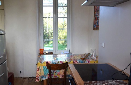 Plounevez-Lochrist House | Charming holiday home with large garden near the beaches.