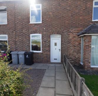 Offerton Apartment | Charming Home 3mins from Manchester Airport