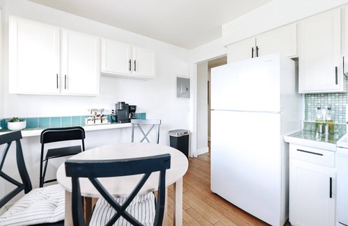 Kipling House | Charming Home ~ with Firepit!~ Near Red Rocks, Downtown