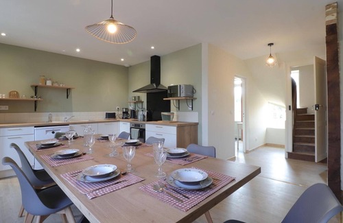 Le Mele-sur-Sarthe Cottage | Charming house for 8, close to leisure activities