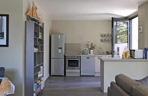 Arradon House | Charming house 400m from the sea and shops - Garden, Jacuzzi & Stove