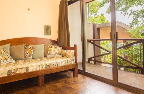 Mario Villanueva Madrid House | Charming HOUSE BEST LOCATION Walk Everywhere!