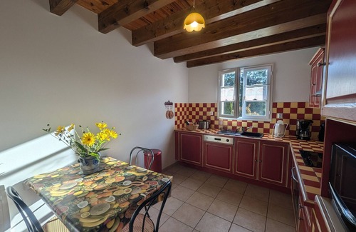 Langres Cottage | Charming house in Langres with Wi-Fi and parking