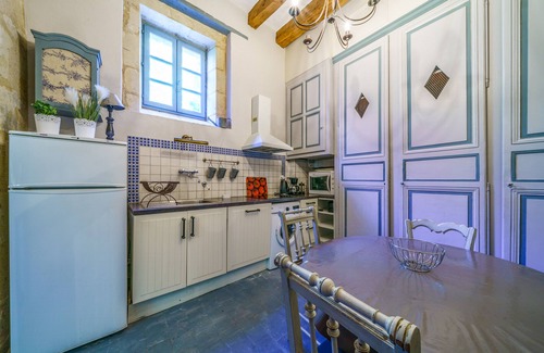 Luynes Cottage | Charming house in Touraine with garden 4 rooms near Tours and Langeais