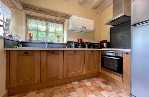 Le Pin-la-Garenne Cottage | Charming Independent House with Garden, Pond, and Modern Amenities in Tranquil Hamlet
