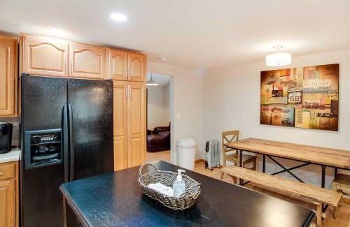 Knoxville House | Charming Iowa Abode Near Knoxville Raceway!