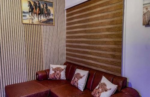 Barumbu Apartment | Charming Kinshasa Apartment in Gombe - Entire House for Rent