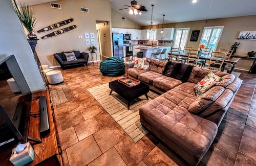 Leisure Land House | Charming Lake House Retreat with Private Dock & Expansive Covered Porch