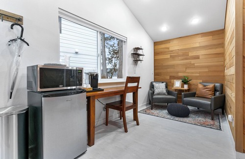 Bellingham Apartment | Charming Lake Samish Guest Suite in Bellingham with WiFi, AC