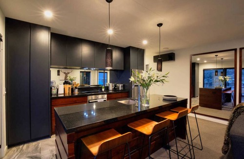 Frankton House | Charming Lakeview Home with Remarkable Views!