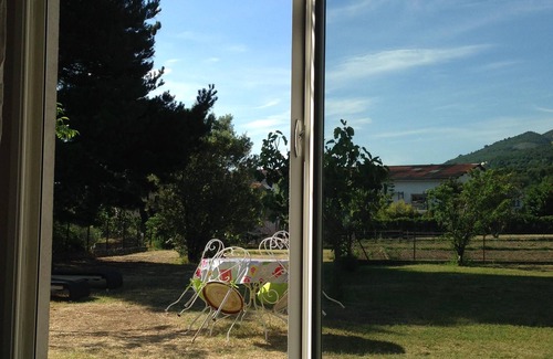 Corte House | charming little air-conditioned villa with large garden and parking.