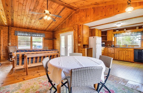 Lovell Cabin | Charming Lovell Cabin - 7 Mi to Kezar Lake!