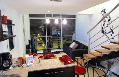 La Mariscal Apartment | Charming Luxury Loft - Secure and stylish near Plaza Foch
