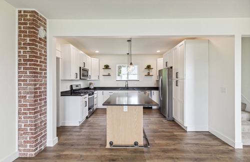 Gilford Other | Charming Modern Farmhouse just 10 minutes away from Frankenmuth!