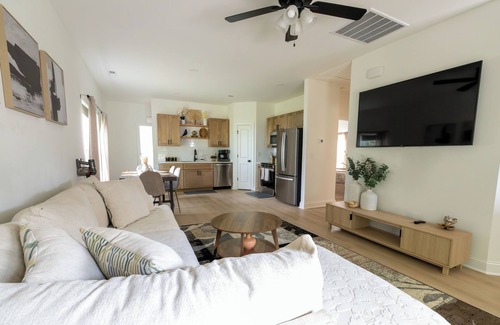 Gastonia House | Charming Modern House Near Downtown