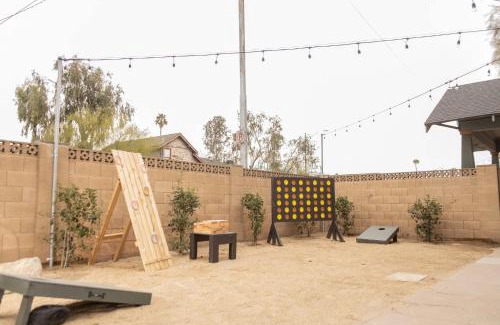 Governmental Mall House | Charming NEW Retreat, Prime Location Mins to DT & PHX Airport