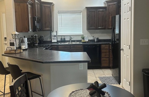 Farmington House | Charming newer 3-bedroom house in Farmington with Refrigerated AC, WiFi