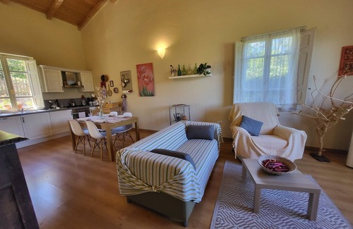 Camporgiano Villa | Charming newly renovated cottage great view, own pool, walk to bar/shop. WIFI!
