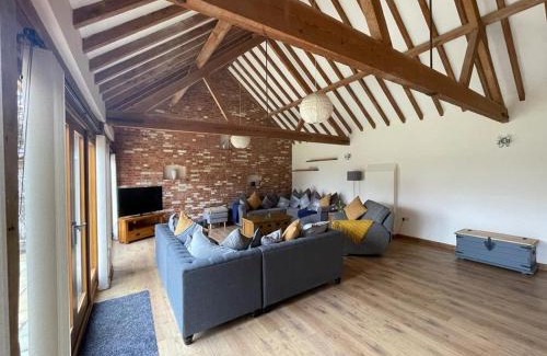 Hethel House | Charming Norfolk Barn Conversion in Barnham Broom