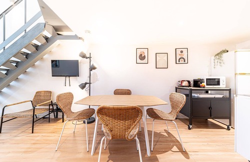 Jules Ferry - Recamier Apartment | Charming pied-à-terre for 4 people in the Brotteaux Part Dieu area.