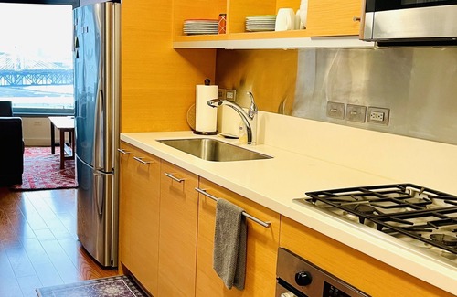 Corbett - Terwilliger - Lair Hill Apartment | Charming place with views of river and mountains