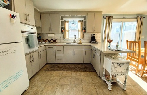 Granby House | Charming Ranch Home, Backyard Sanctuary, GameRoom, Convenient to Town Center