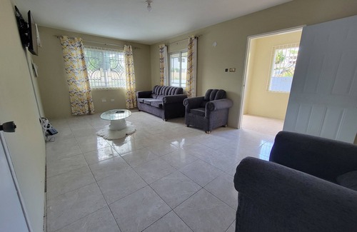 Mango Walk Resort | Charming resort in enchanting Montego Bay with AC, WiFi