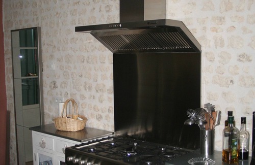 Poullignac Villa | Charming restored farmhouse of the 18th century, access for pets
