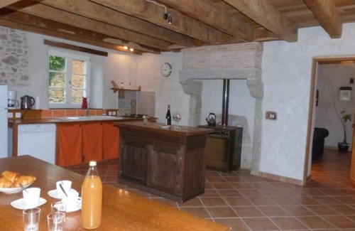 Secondigny House | Charming restored house