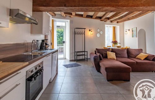 Bouchemaine Cottage | Charming Riverside Home in UNESCO Heritage Village with Modern Amenities & Near Angers