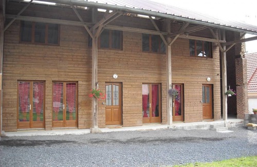 Verchain-Maugre Cottage | Charming Rural Cottage with Garden, BBQ, Wi-Fi, and Parking in Tranquil Verchain-Maugré