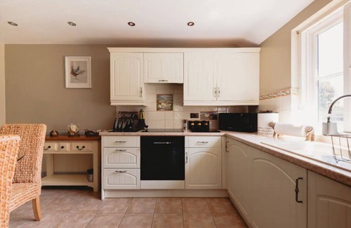 Ashby cum Fenby House | Charming rural one-bedroom barn conversion