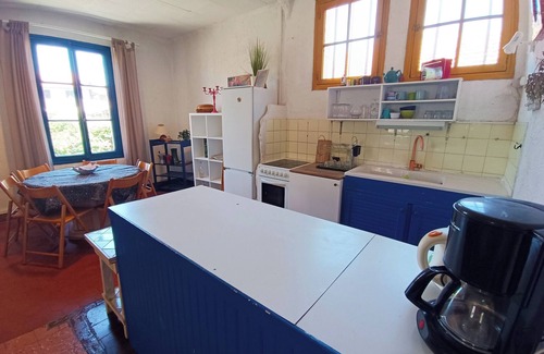 Saint-Laurent-du-Var Apartment | Charming seafront house