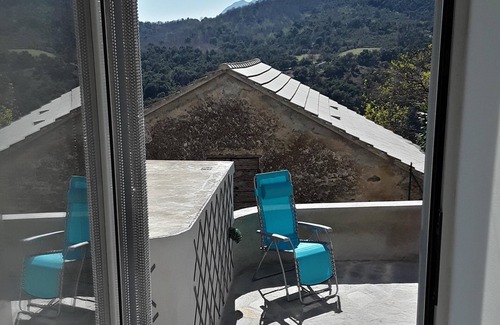 Taglio-Isolaccio House | Charming Small Village House Rental