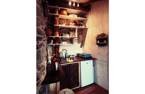 Viana do Bolo Cottage | Charming stone house