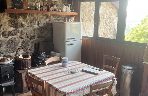 Laboule House | Charming stone house with secluded interior terraces