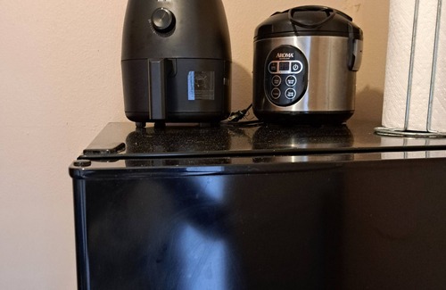 Sky Lake Apartment | Charming Studio apartment with AC, WiFi in delightful Orlando