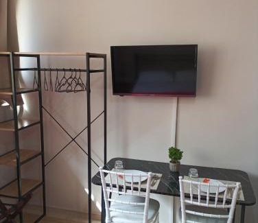 Chalcis Apartment | Charming Studio