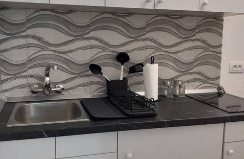 Palilula Apartment | Charming studio in lovely Beograd with AC and WiFi. Enjoy your stay.