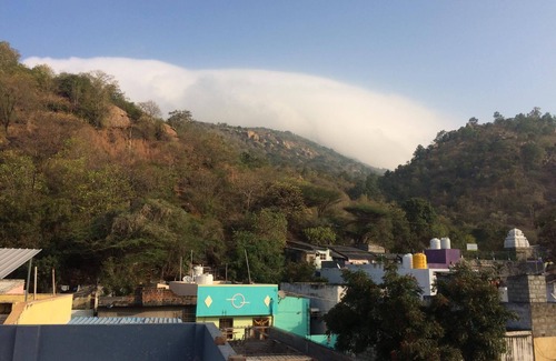 Tiruvannamalai Apartment | Charming studio in welcoming Tiruvannamalai with WiFi